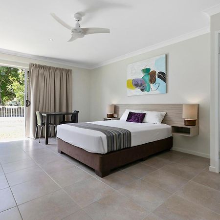 Beachside Boutique Motel Mackay Exteriör bild
