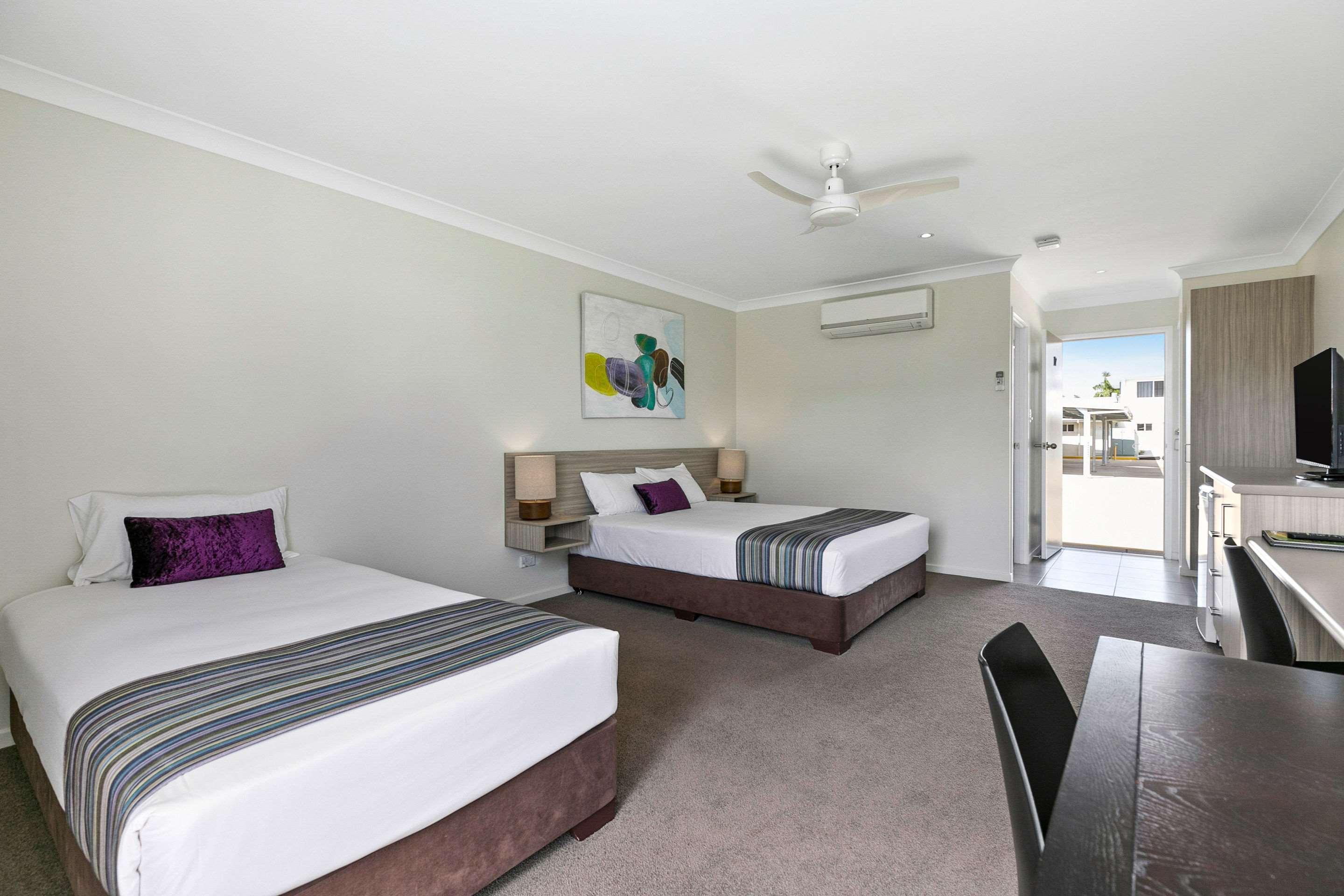 Beachside Boutique Motel Mackay Exteriör bild
